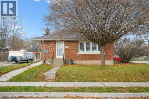 118 MCNAUGHTON Street Cambridge ON N1R1Z6