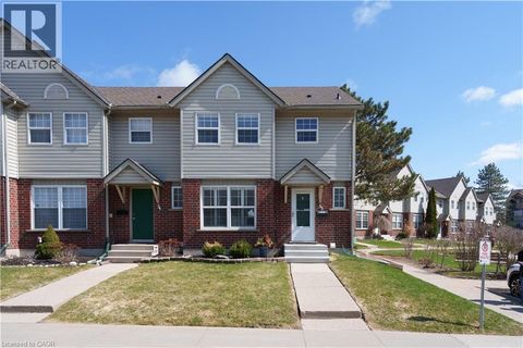 26 POPLAR Drive Unit# 33 Cambridge ON N3C4A4