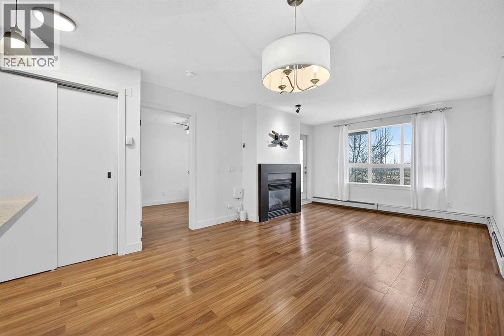 406, 35 Richard Court SW