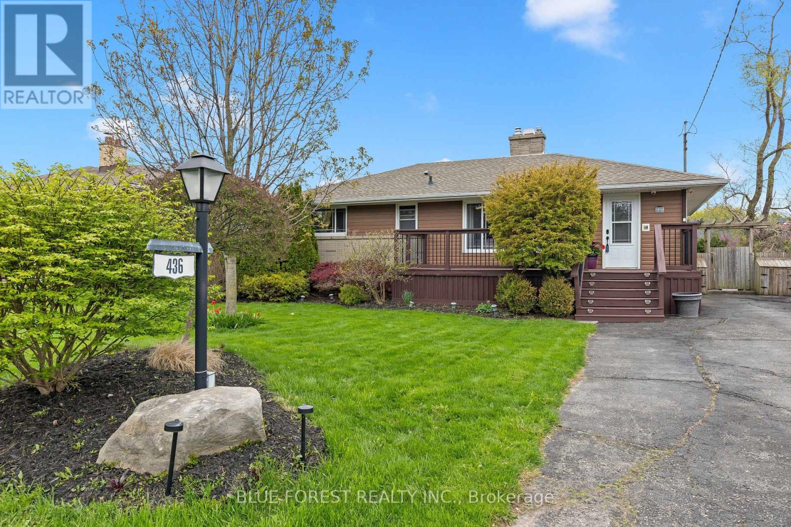 436 BASELINE ROAD E