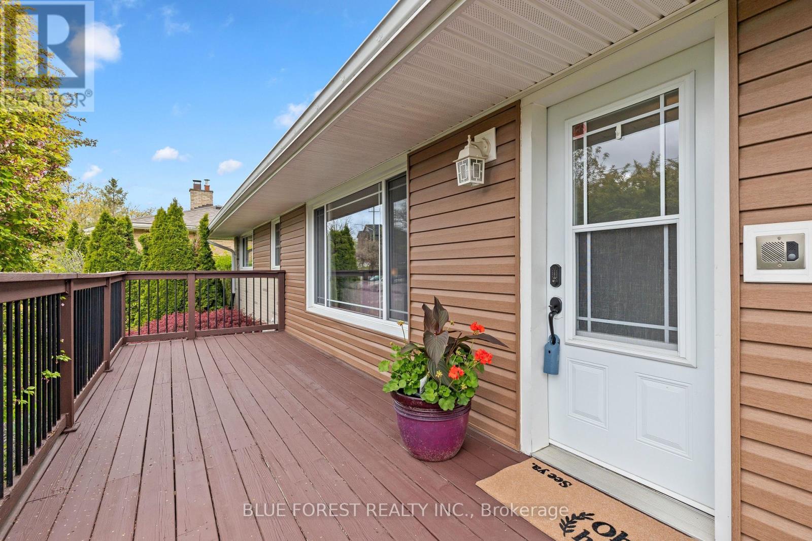 436 BASELINE ROAD E