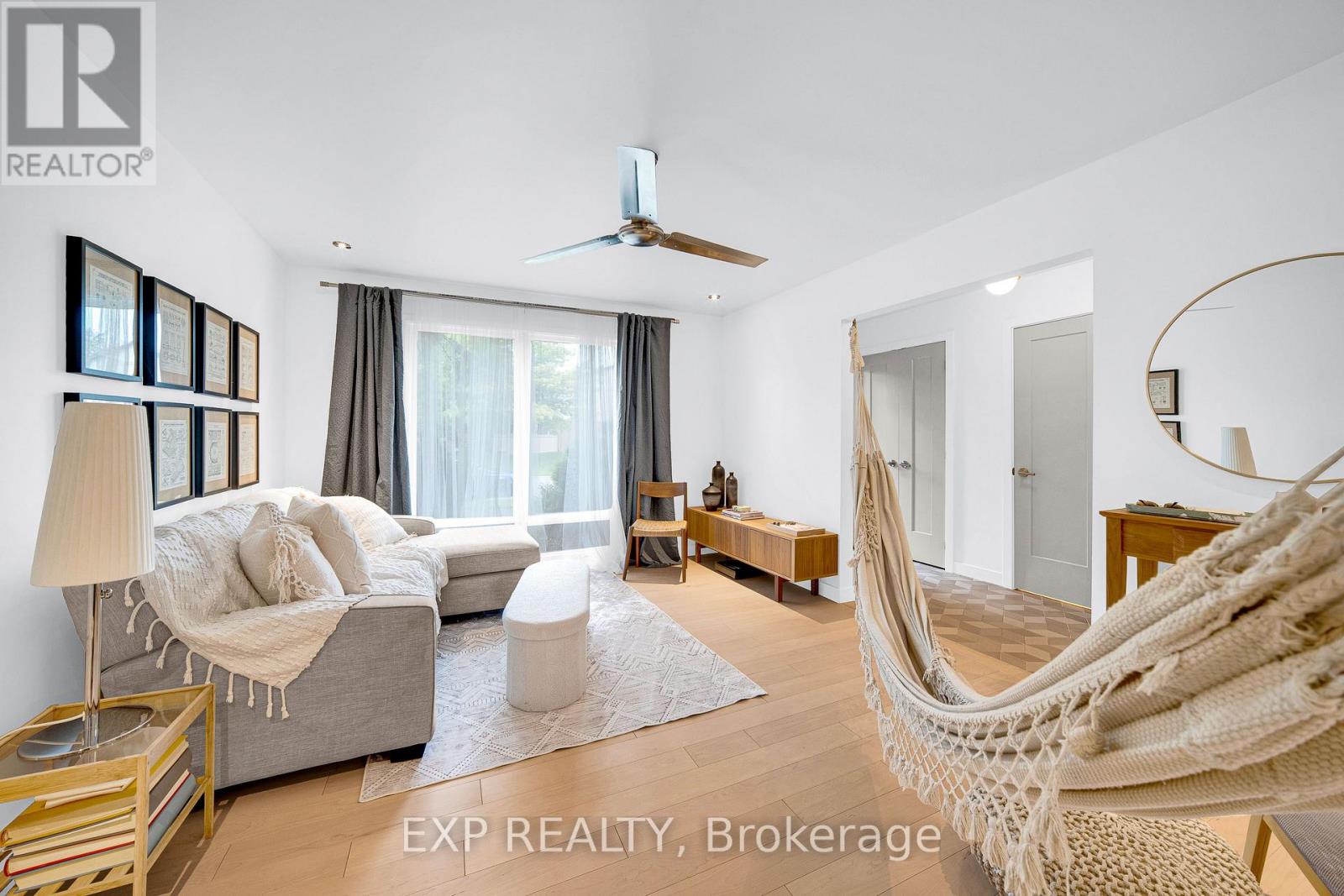 4 - 21 MIDLAND CRESCENT