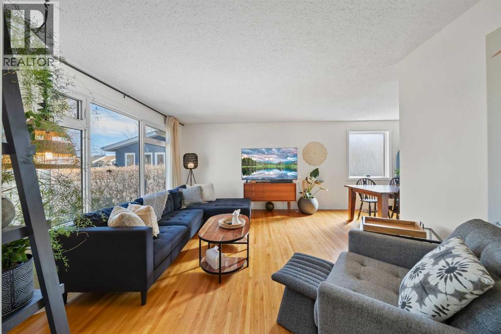 379 Westwood Drive SW