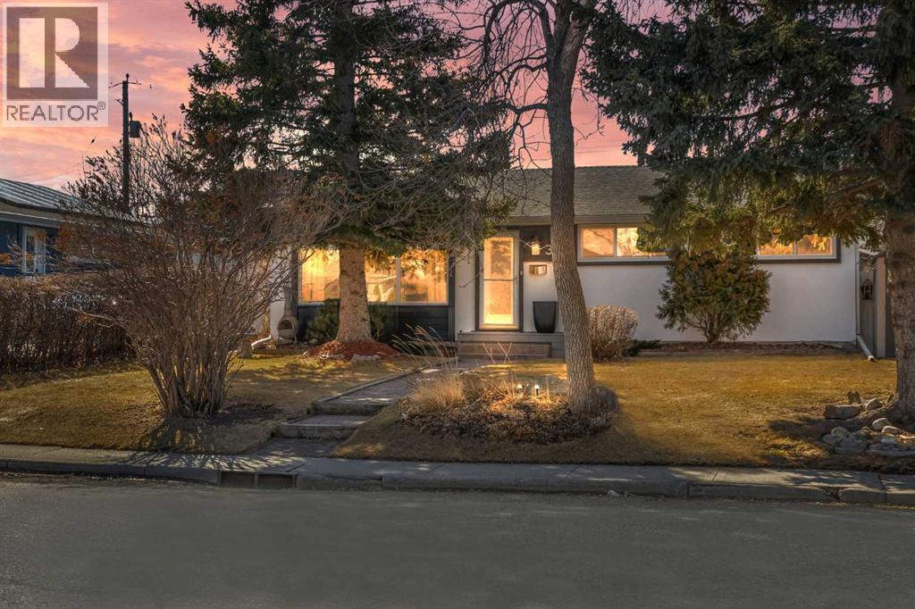 379 Westwood Drive SW