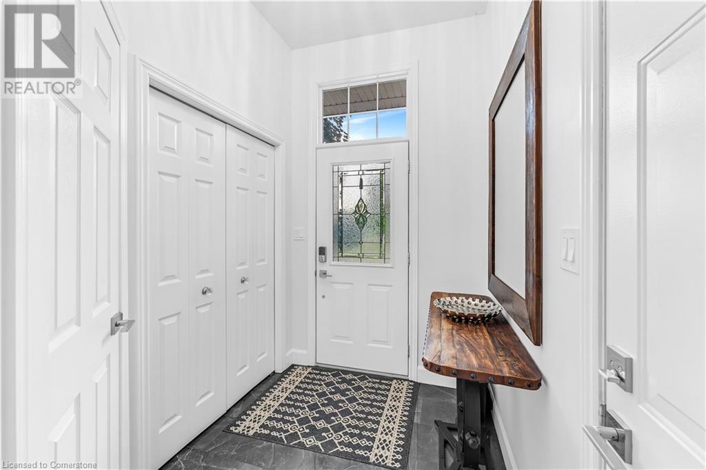 2 COLTON Circle