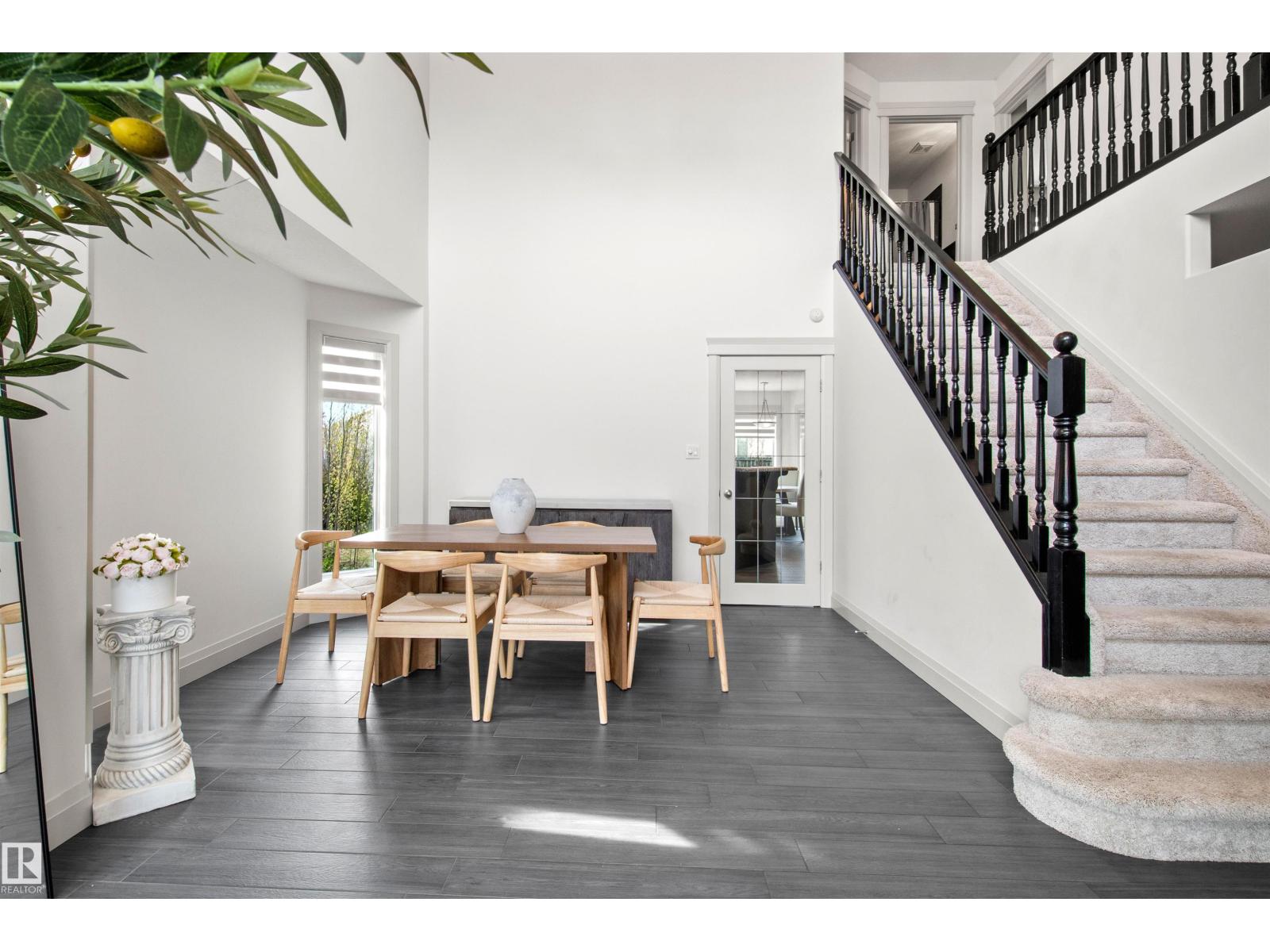 10656 181 AV NW