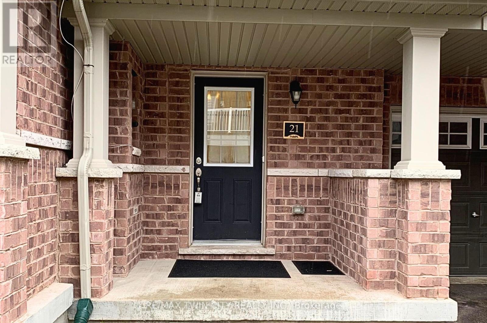 #21 - 420 LINDEN DRIVE