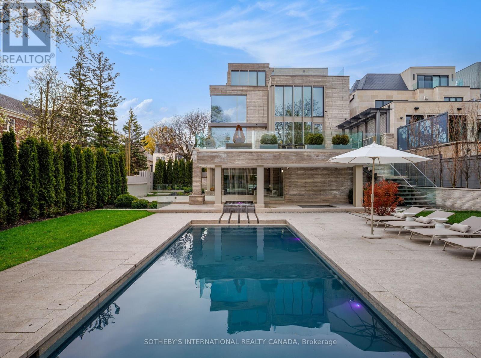 211 DUNVEGAN ROAD