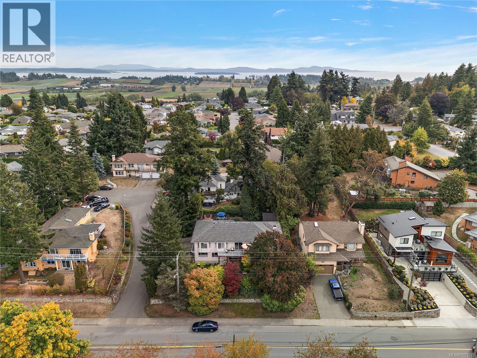 A 6599 Central Saanich Rd