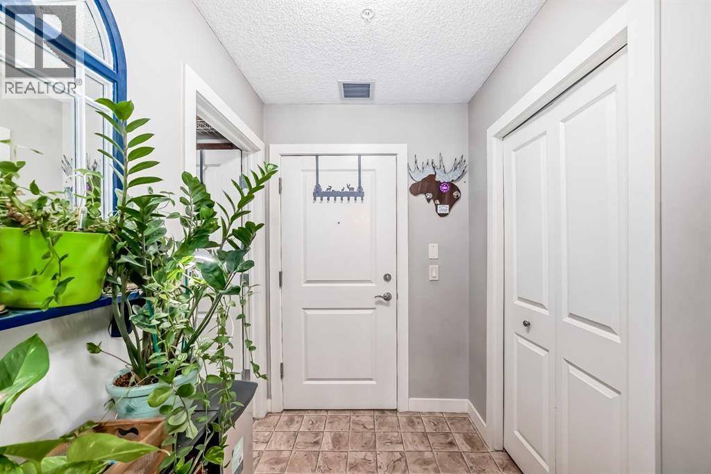 113, 201 Sunset Drive