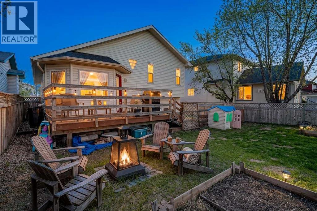 38 Canoe Circle SW