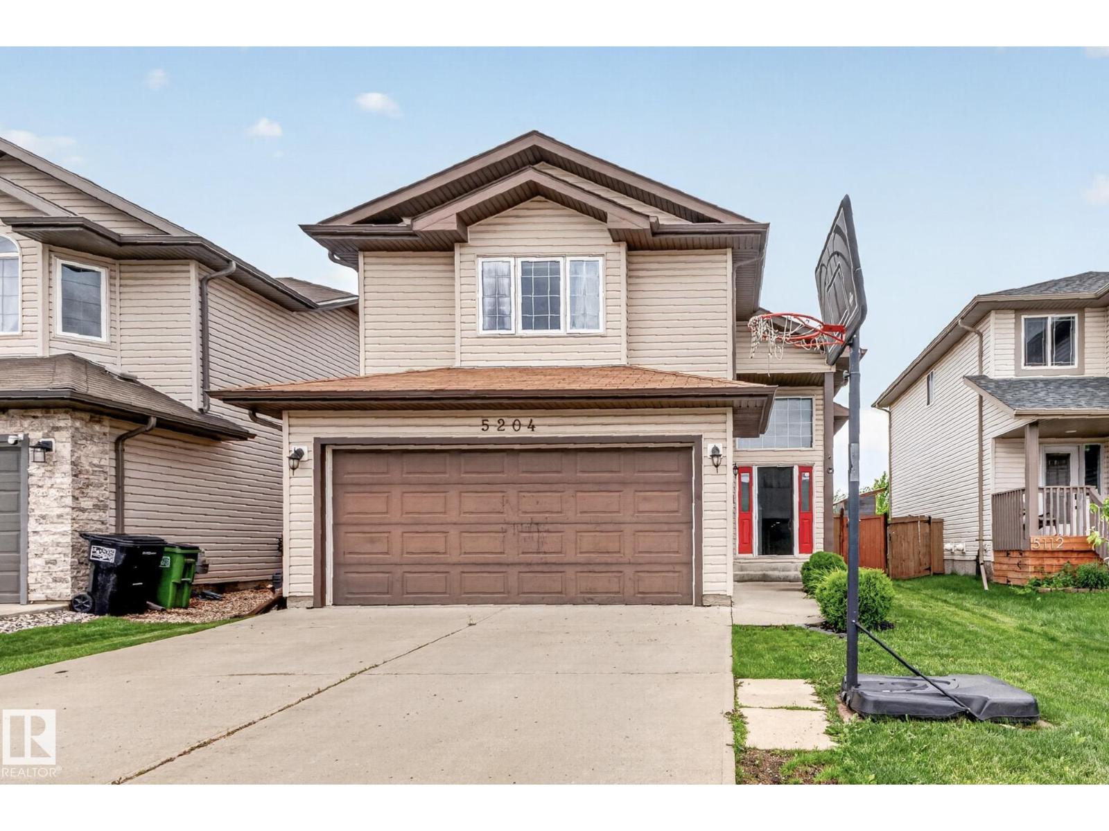 5204 159 AV NW
