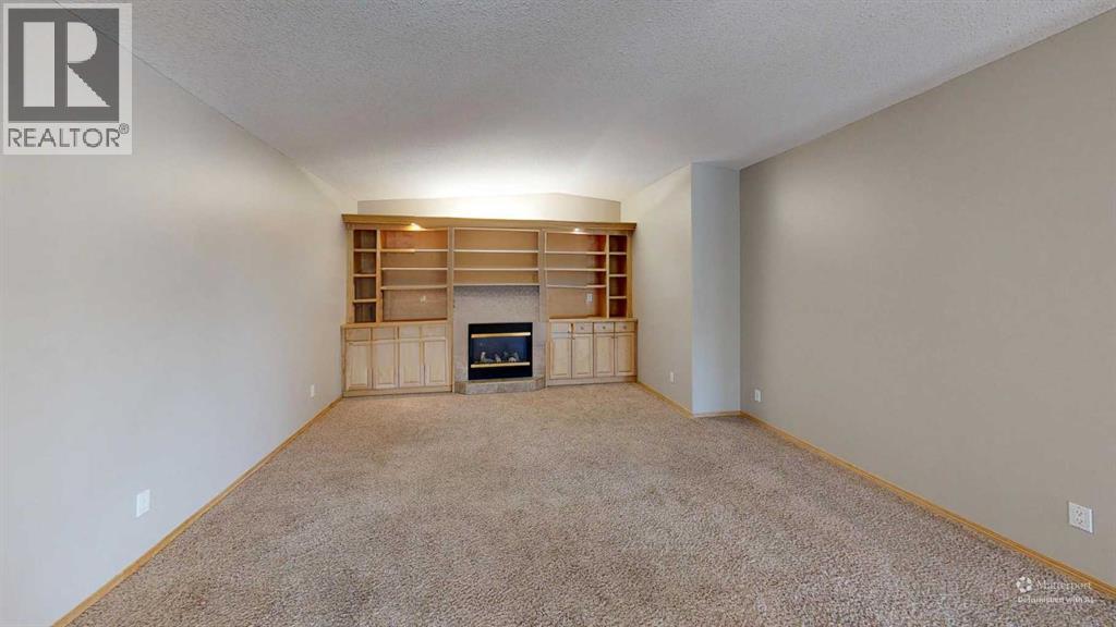 232, 23 Chilcotin Lane W
