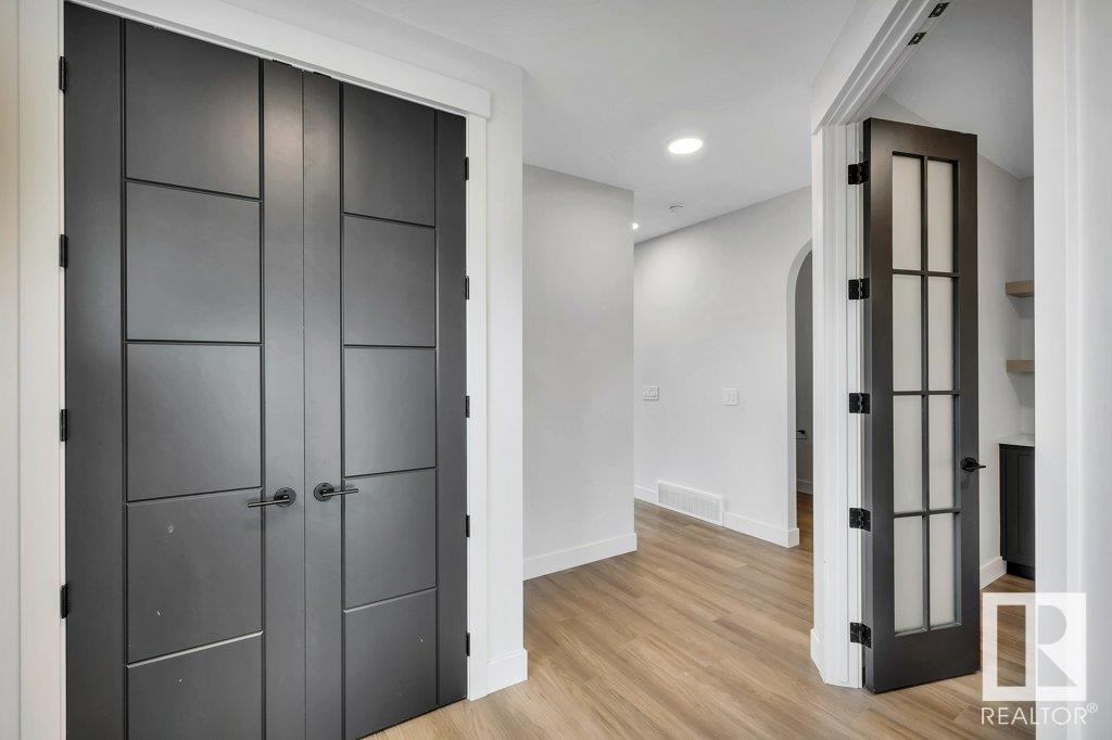 80 HEMINGWAY CR