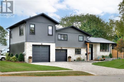 68 NOEL Crescent Kitchener ON N2A1Z8