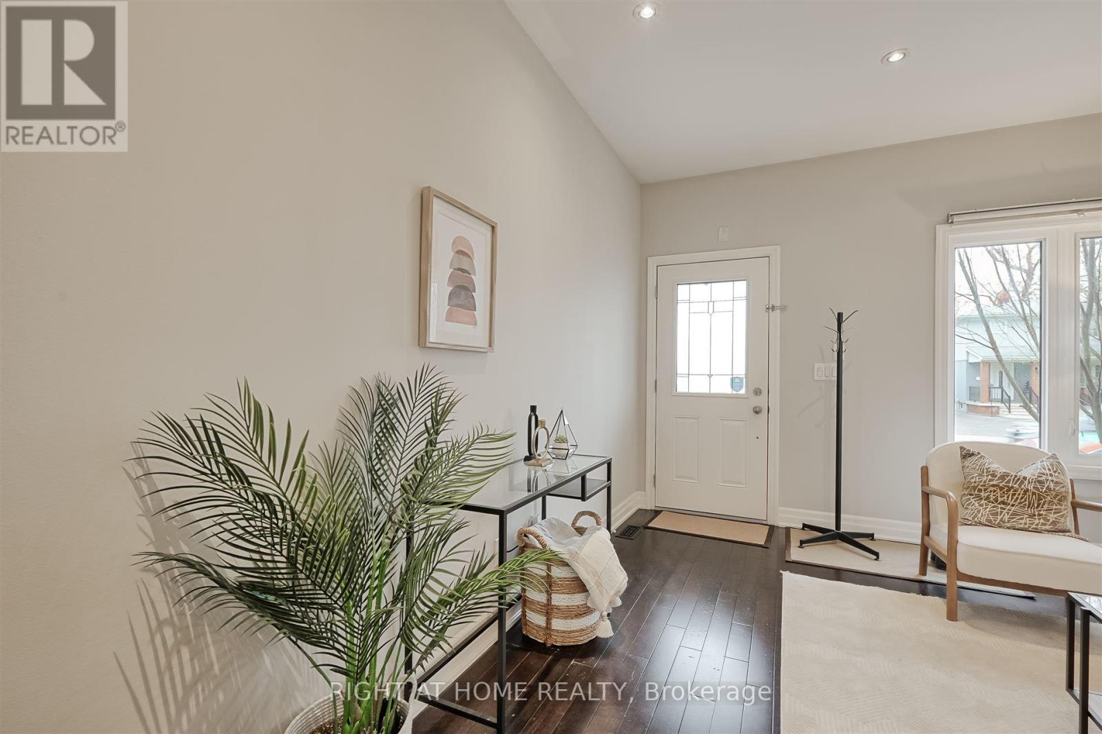6A TEDDER STREET