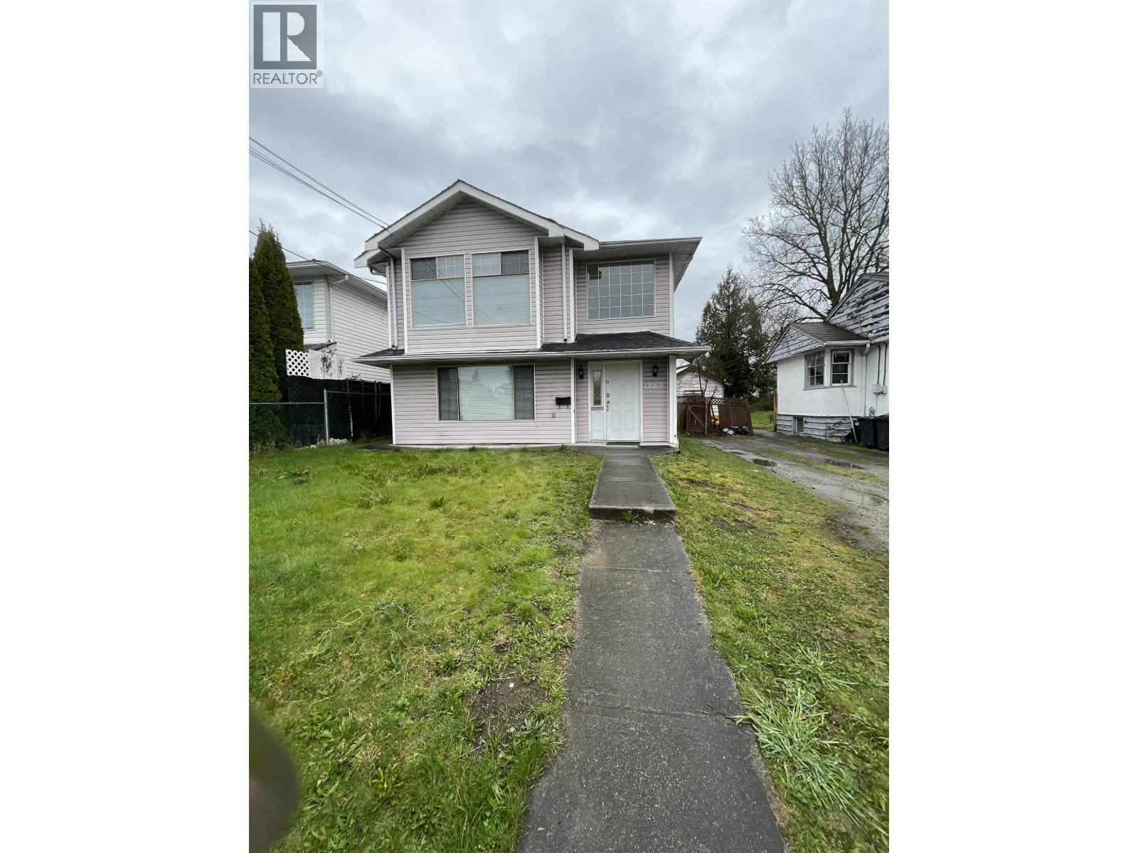 1869 PRAIRIE AVENUE