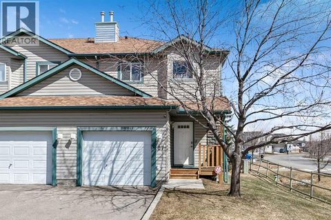 27, 156 Canoe Drive SW Airdrie AB T4B2Z3