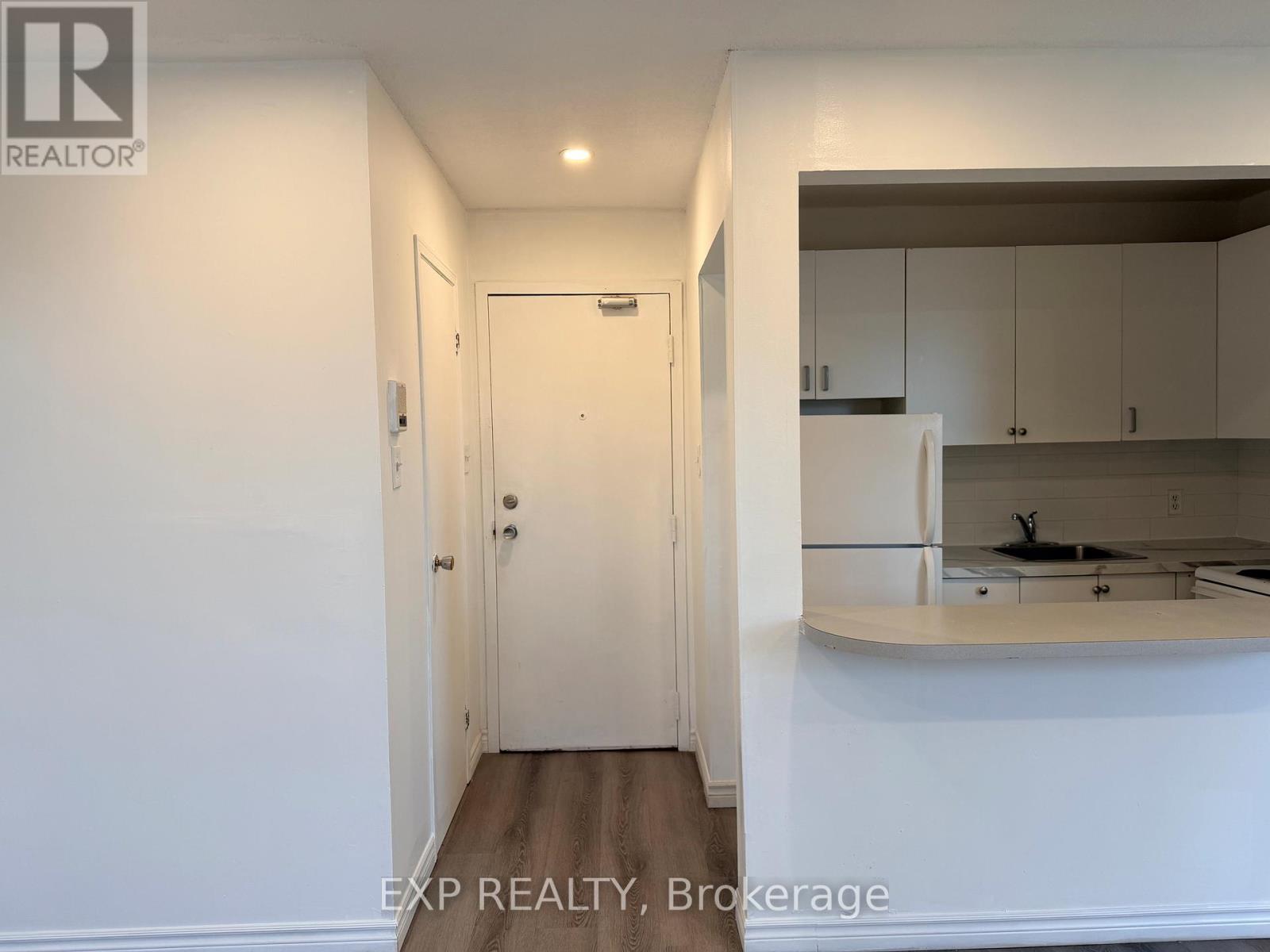 12 - 102 GREENSIDES AVENUE