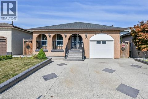 28 TARA Court Hamilton ON L8K6E6