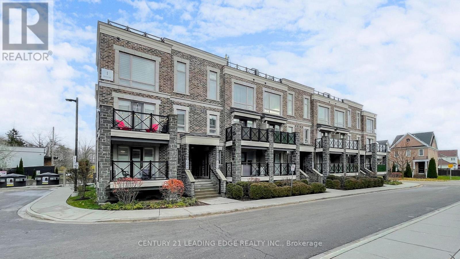 824 - 1 BLANCHE LANE