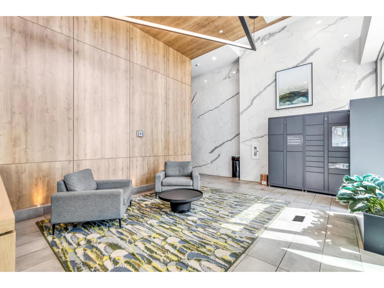 2710 13615 FRASER HIGHWAY