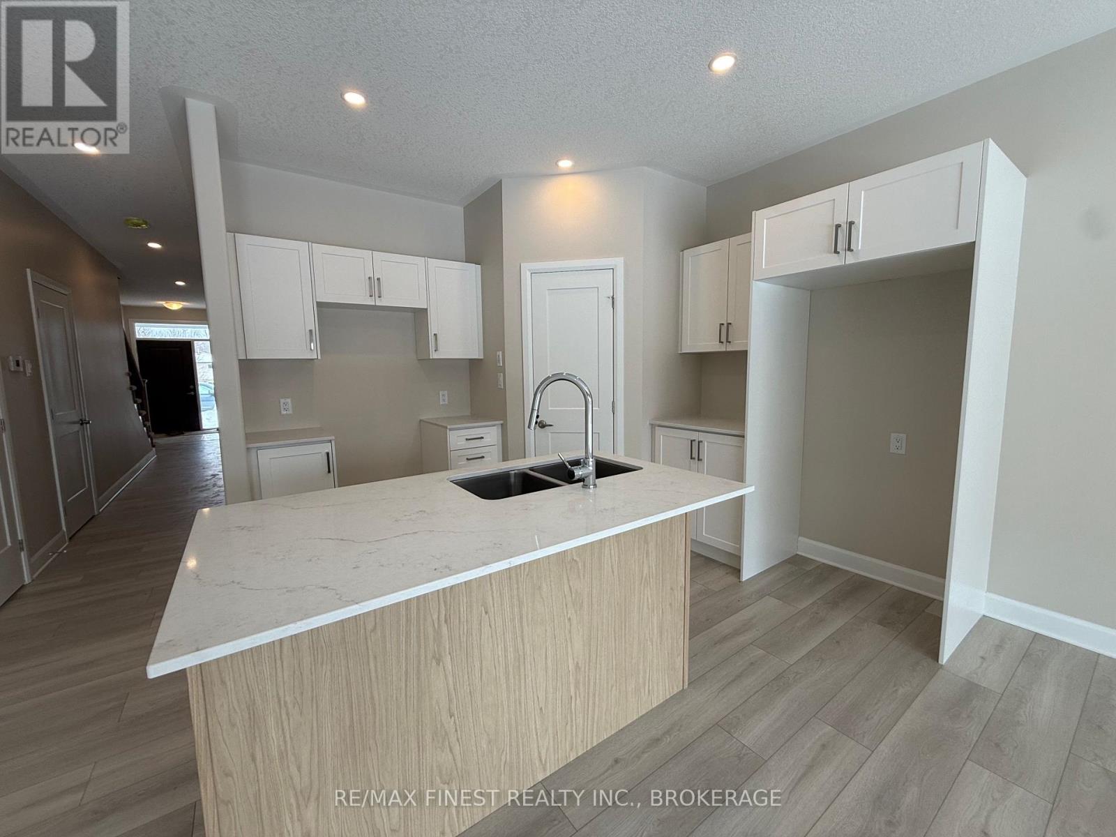 193 HERITAGE PARK DRIVE