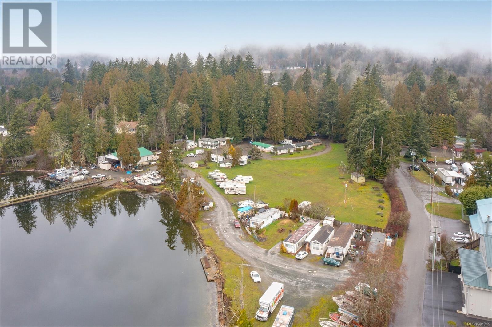 5621 Sooke Rd