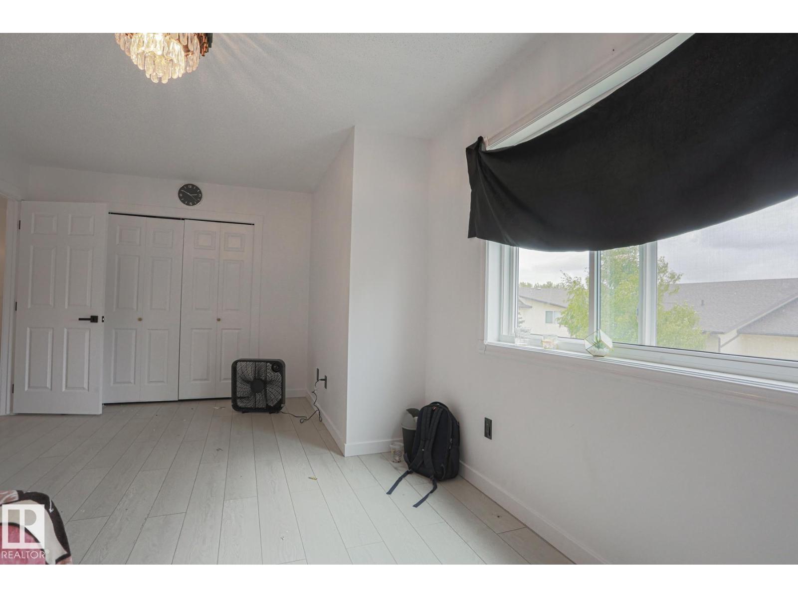 #23 3811 85 ST NW