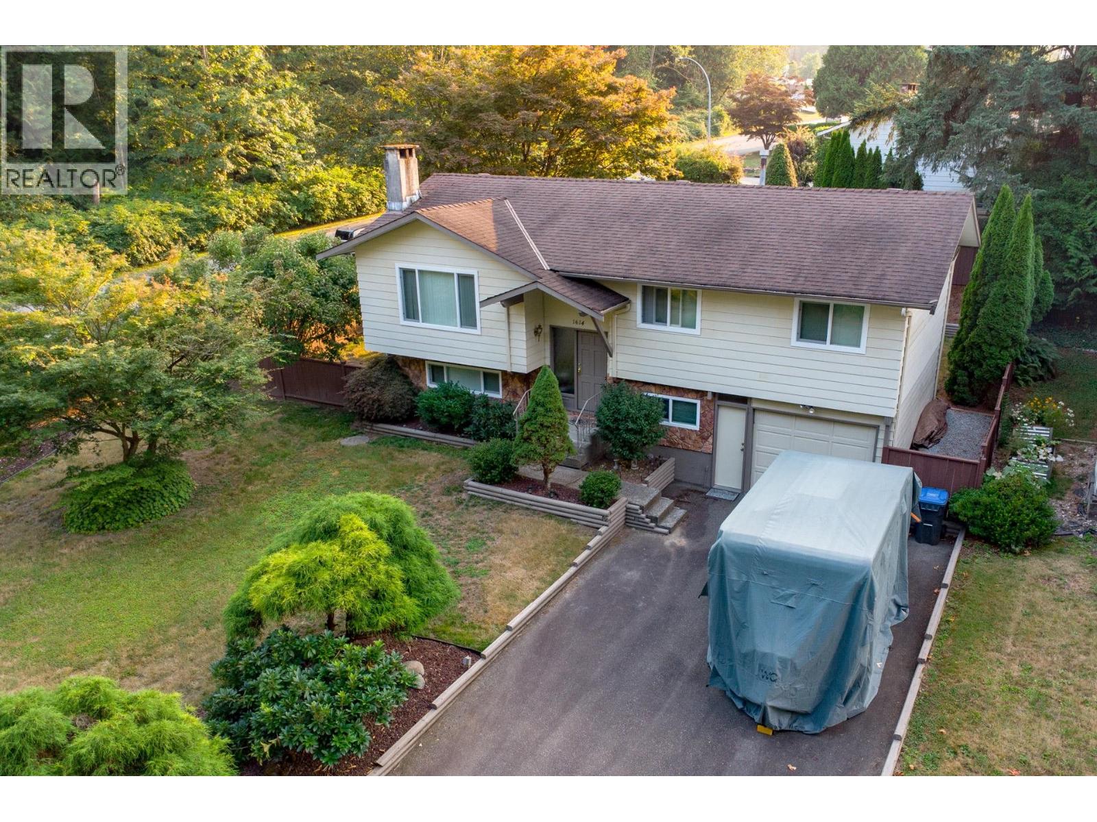 1614 CONNAUGHT DRIVE