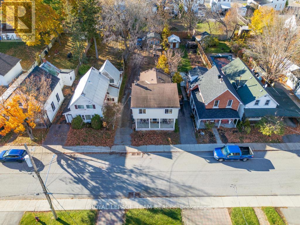 198 HARRIET STREET