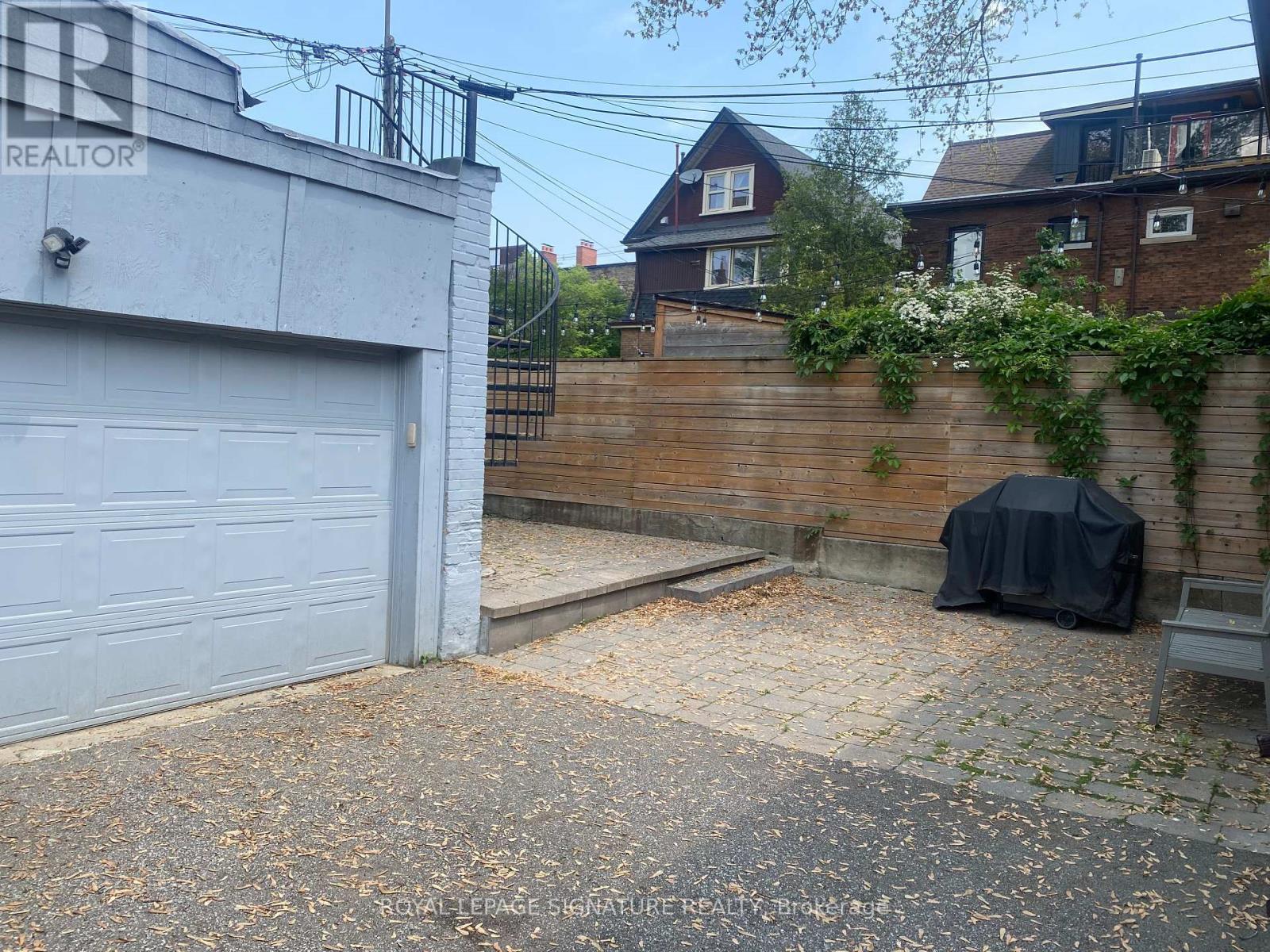158 MARION STREET
