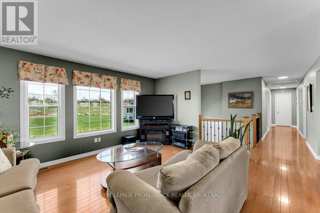 1962 WOODBURN ROAD