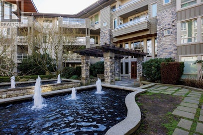 208 560 RAVEN WOODS DRIVE North Vancouver BC V5G2T3