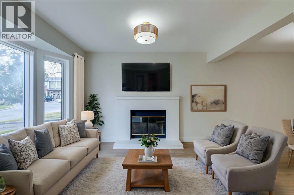 246 Cedarwood Park SW