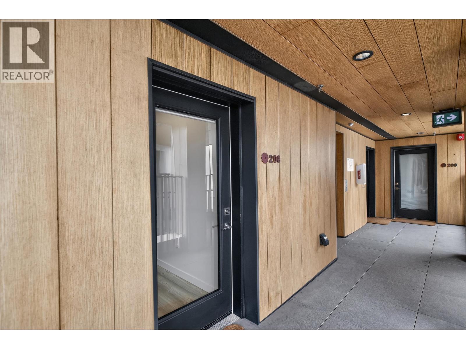 206 251 BOUNDARY BAY ROAD