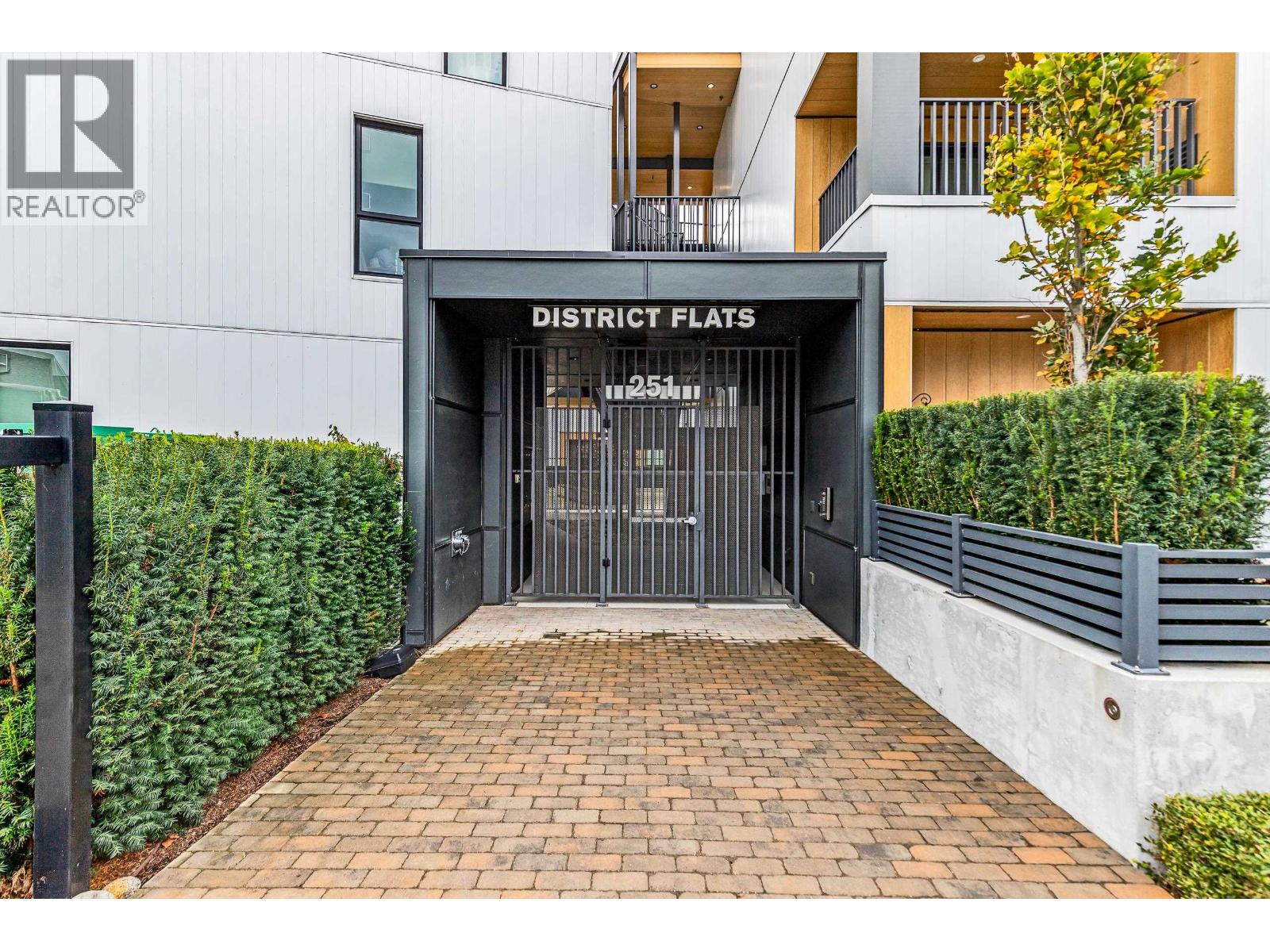 206 251 BOUNDARY BAY ROAD