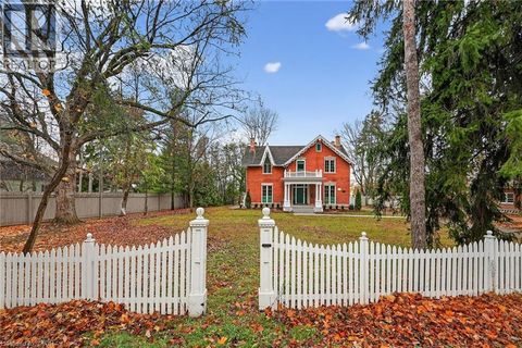 262 MAIN Street W Grimsby ON L3M1S4