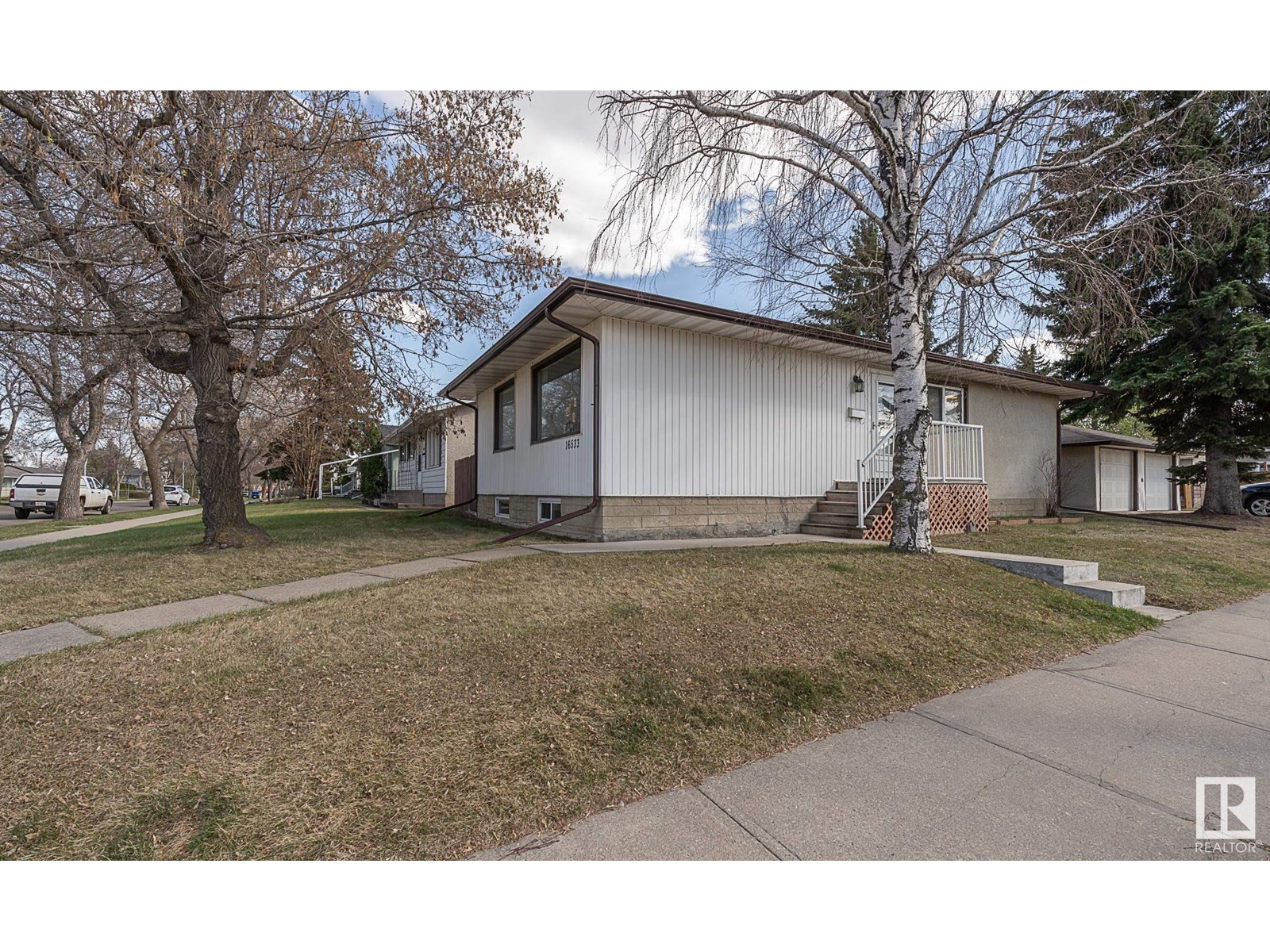 16533 105A AV NW