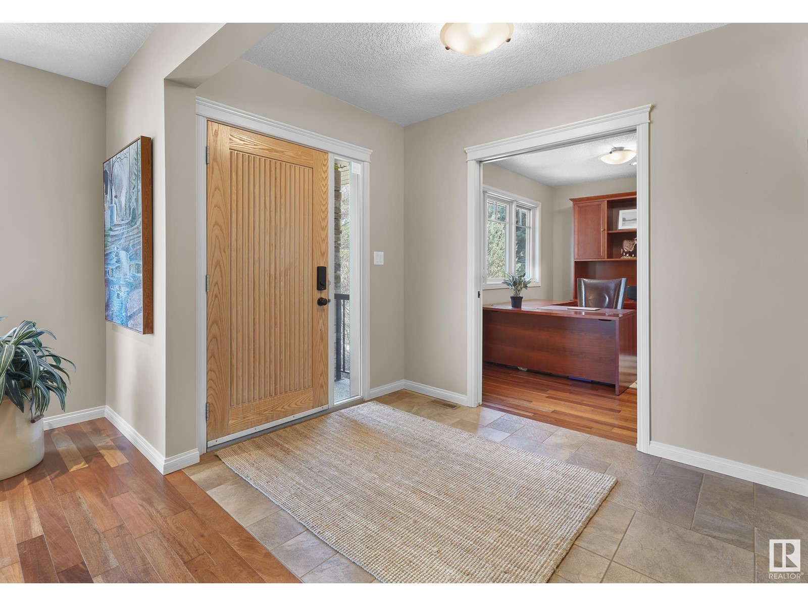 11817 76 AV NW