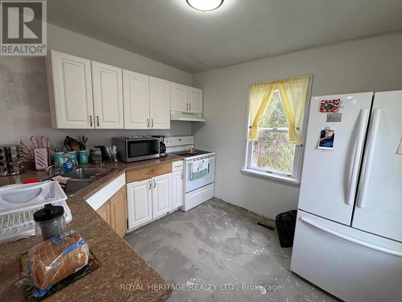 322 DINGMAN ROAD