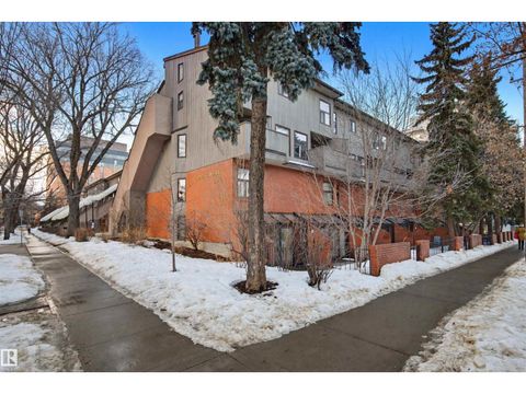 11108 83 AV NW NW Edmonton AB T6G0V1