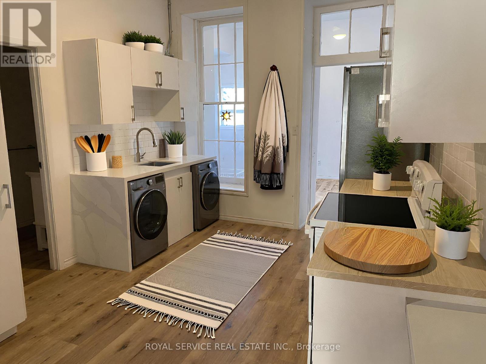 APT 1A, LEVEL 2 - 36 KING STREET W