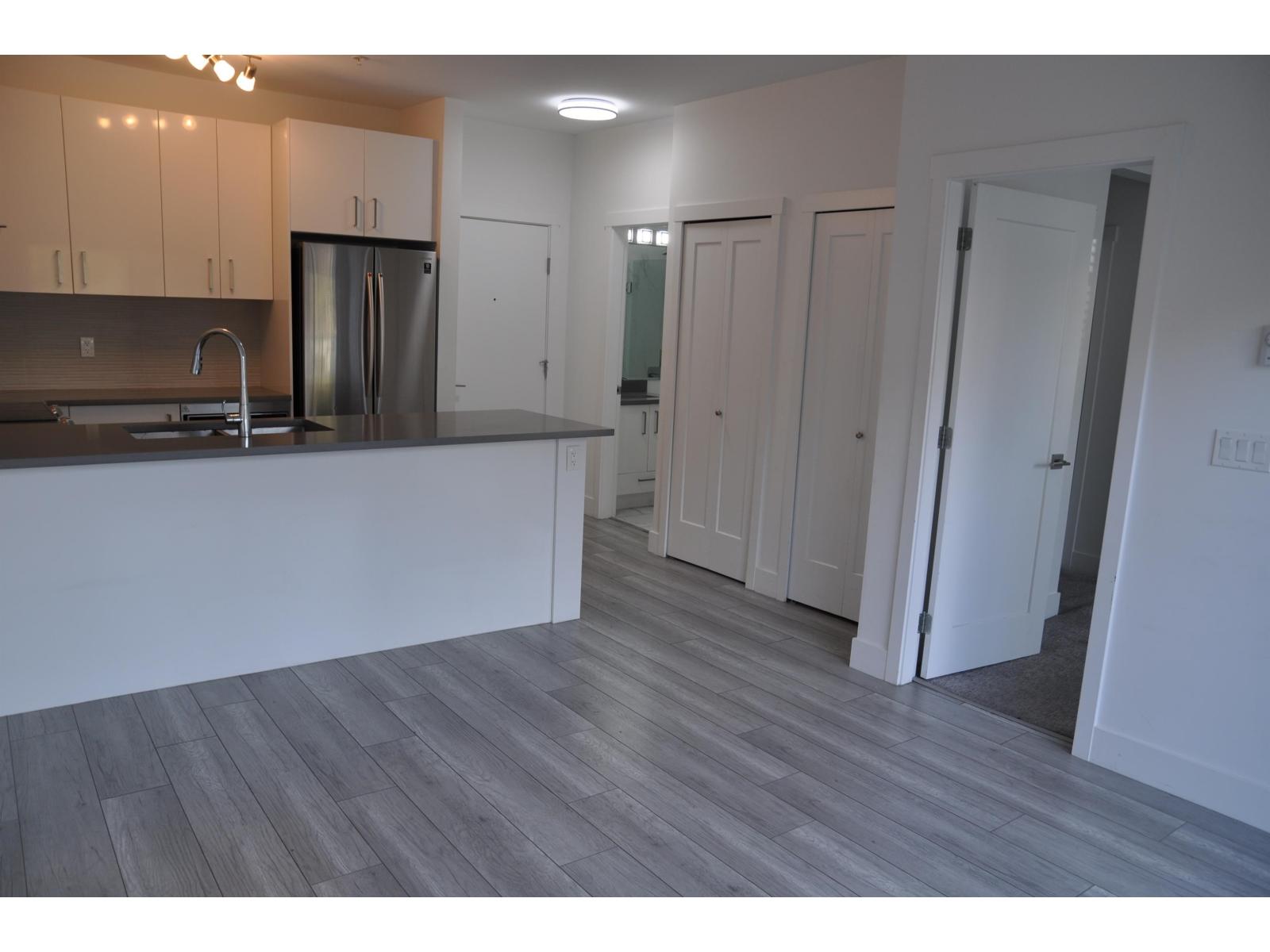 506 13978 FRASER HIGHWAY