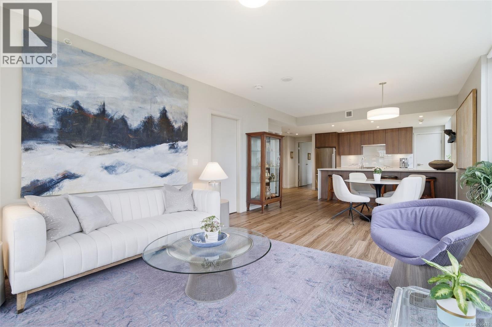 1001 777 Belleville St