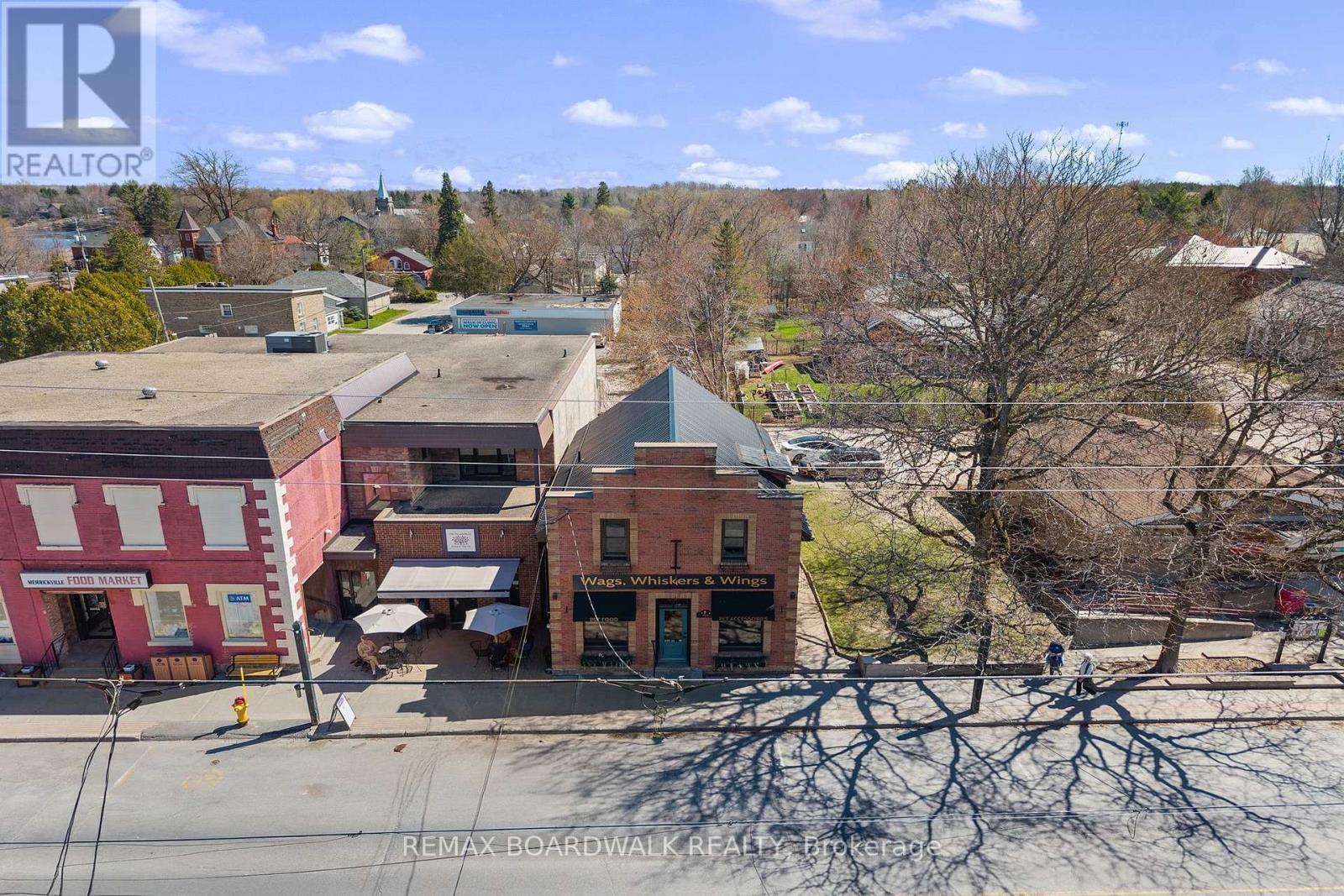 211 ST.LAWRENCE STREET