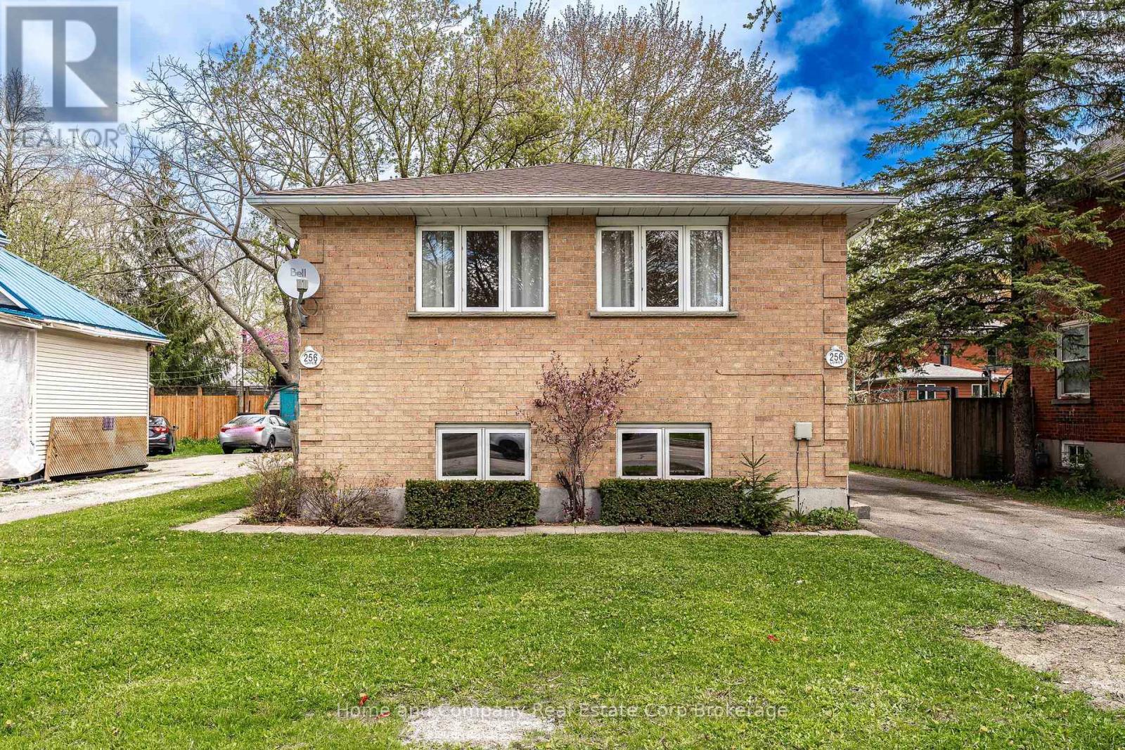 256 HURON STREET