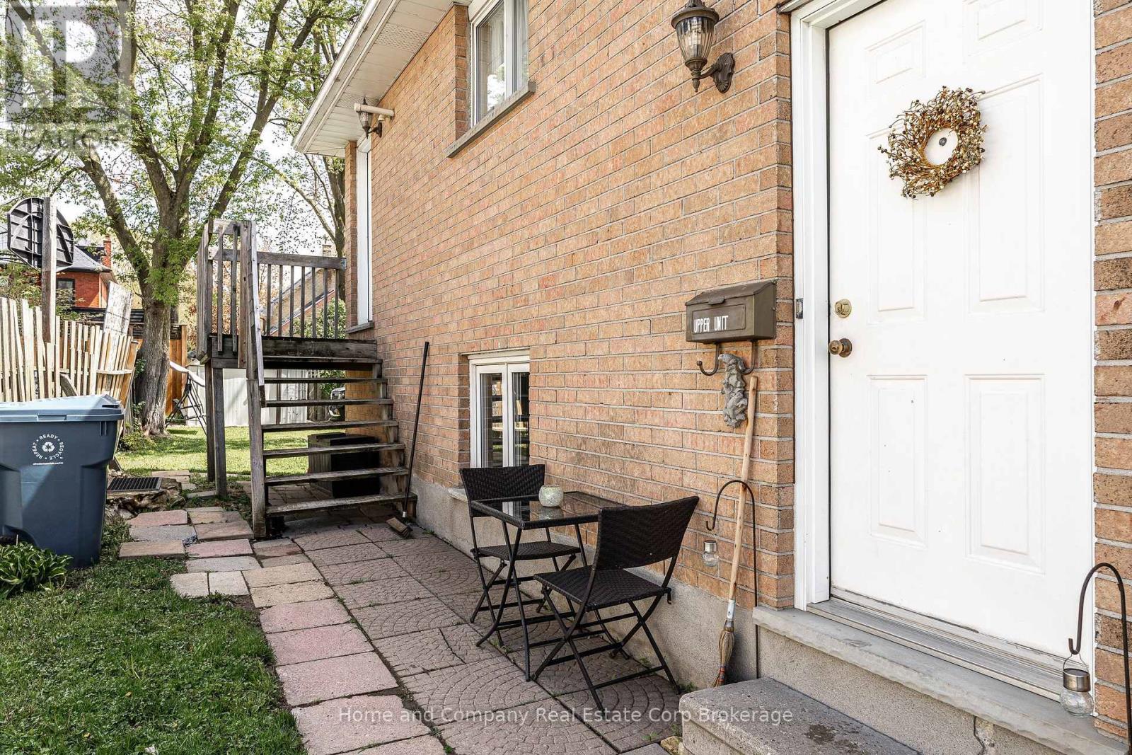 256 HURON STREET