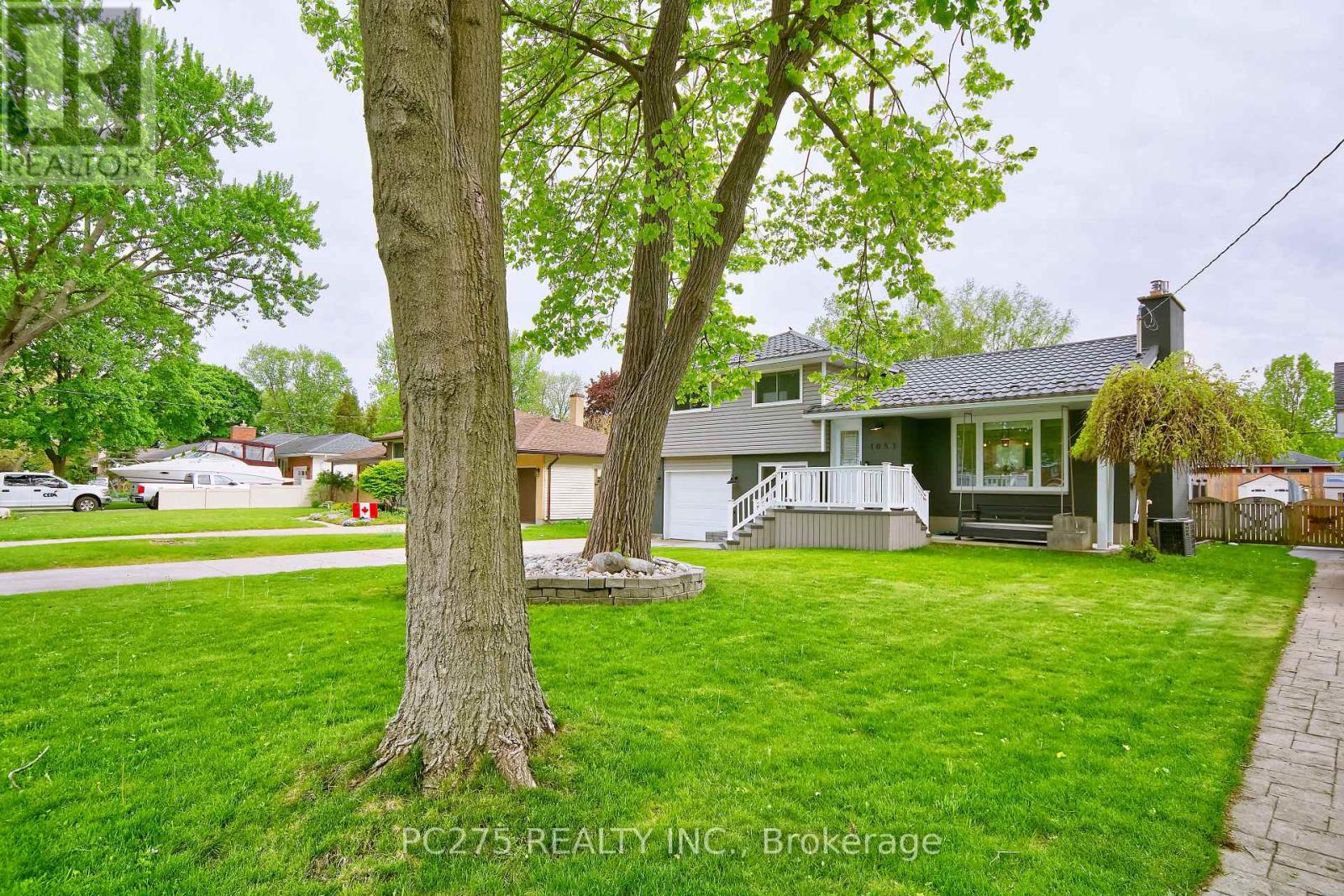 1053 GRIFFITH ROAD