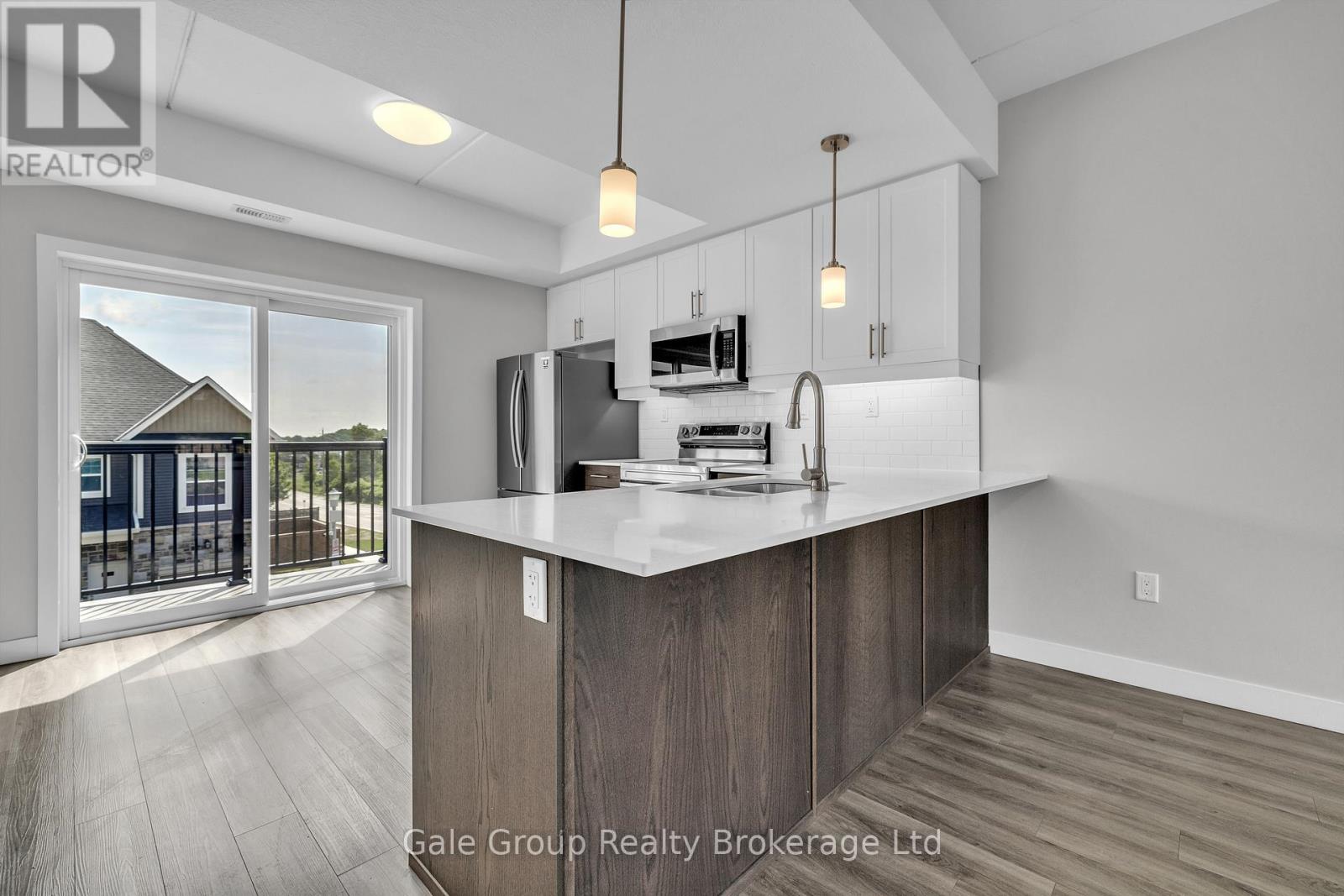 C3 - 439 ATHLONE AVENUE
